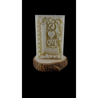 Aşk (Love) Desenli̇  Mum 8 Cm X 14 Cm X 22 Cm