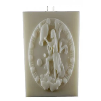 Kova Burcu Mum  17.5 Cm X 19 Cm X 30 Cm
